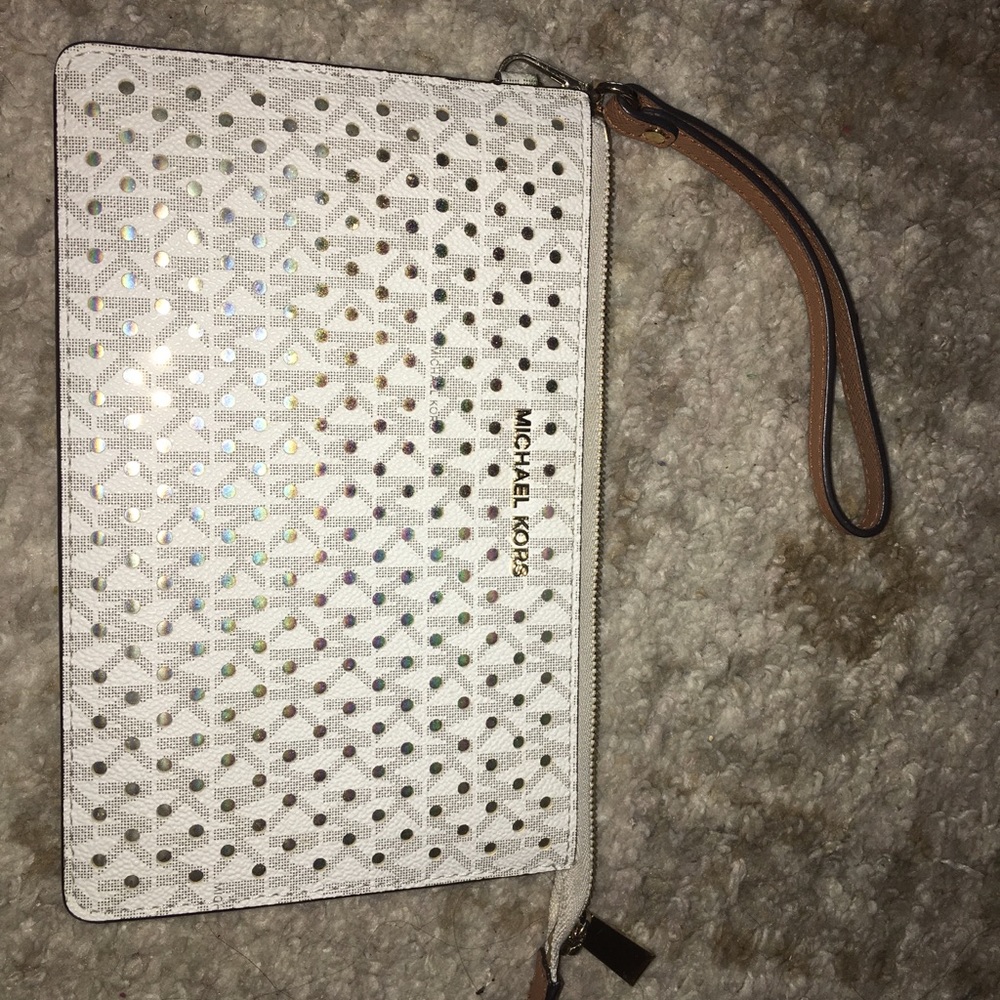 Michael kors clutch